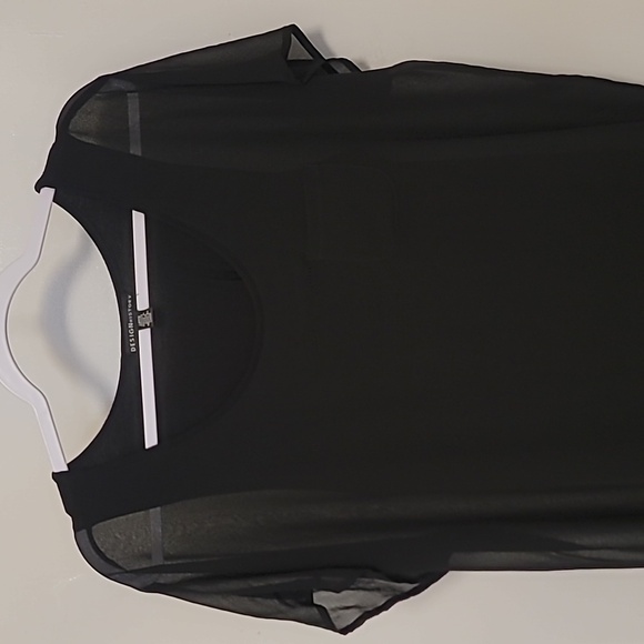 Design History blouse - Picture 2 of 7